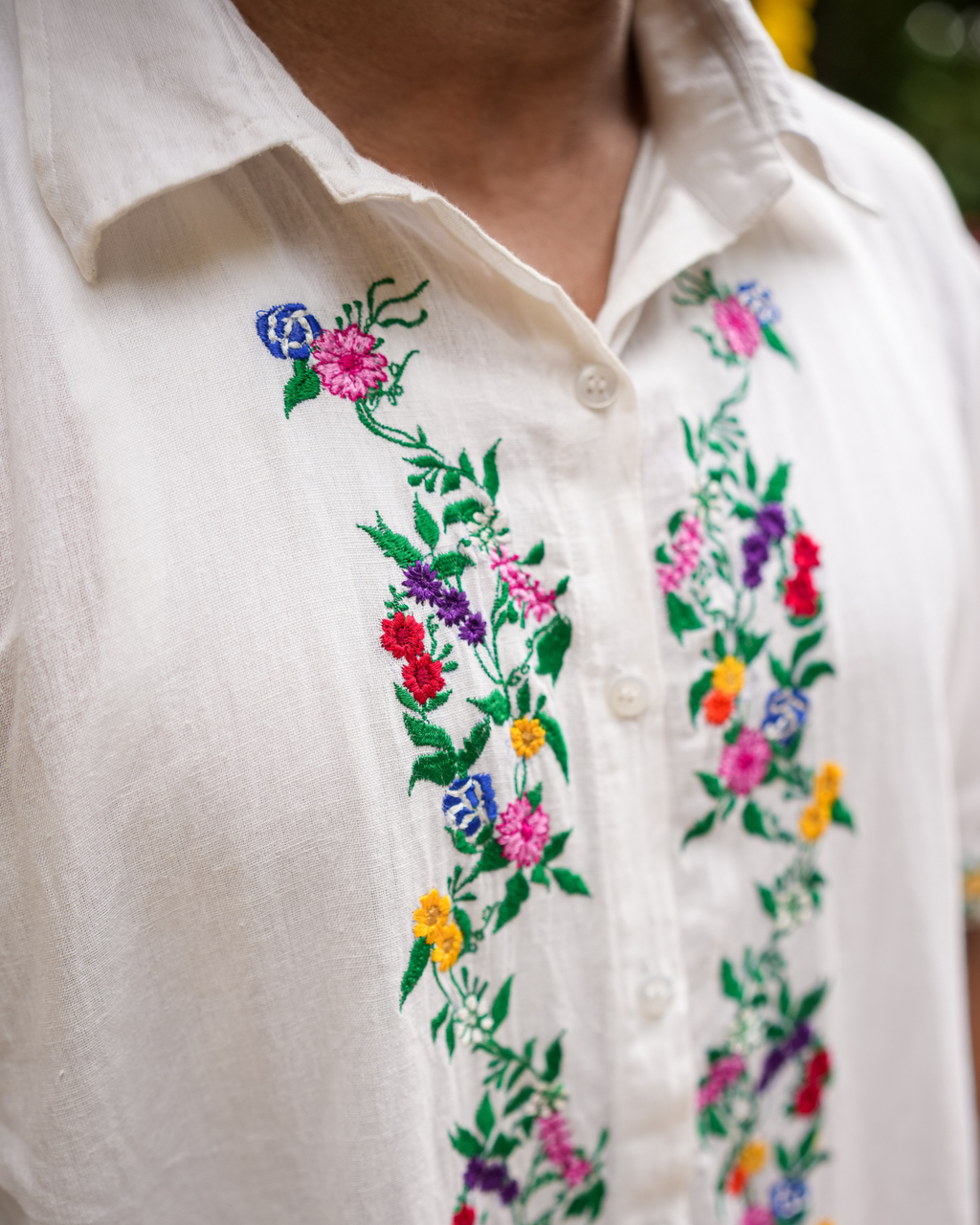 Poovonam ’26 Embroidered Linen Shirt & Double Mundu